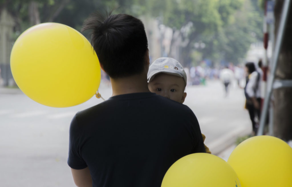 Dinh Tien Hoang dad with baby